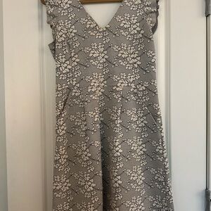 Tabitha Gray and White Floral Mini Dress